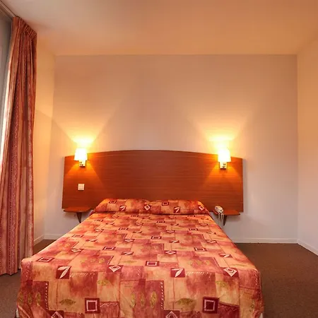 Отель Aerel Aeroport